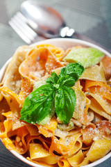 Parpadele with zucchini