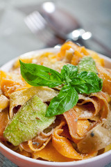 Parpadele with zucchini