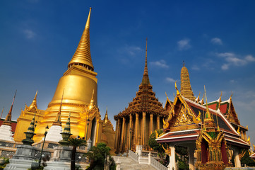 Obraz premium Wat Phra Kaeo, Świątynia Szmaragdowego Buddy