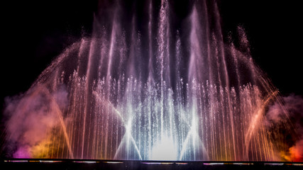 arezzo fontane danzante con luci e colori