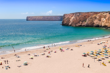 Fototapeta na wymiar areal view of the beach in algarve during summer, portugal