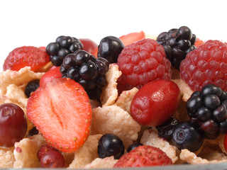 Cereal breakfast with berries