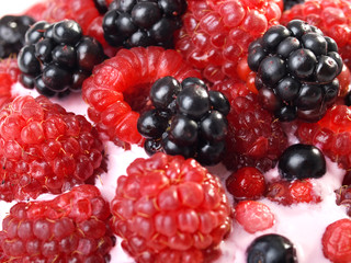 Berry yogurt