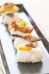 egg with shrimp paste sauce sushi