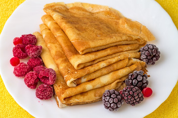 Pancakes with frozen fruit