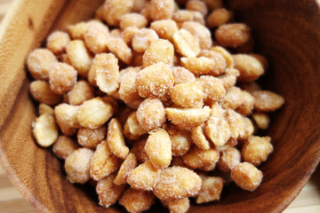 Homemade Honey Roasted Peanuts