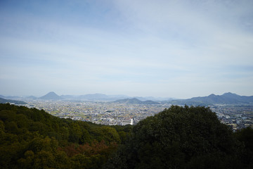 山間の風景