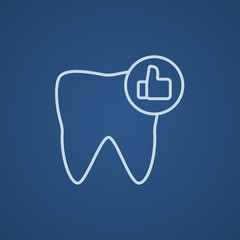 Healthy tooth line icon.