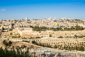 Naklejka premium Skyline of the Old City at Temple Mount in Jerusalem, Israel.