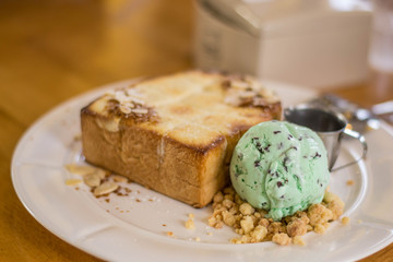 Ice cream toast bread
