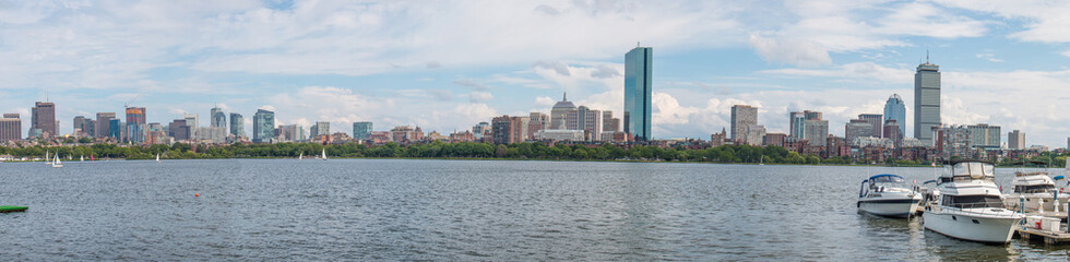 Fototapeta premium Panoramic View of the Boston Skyline from the harbor 