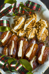 friandises/dates et noix avec pâte d'amande