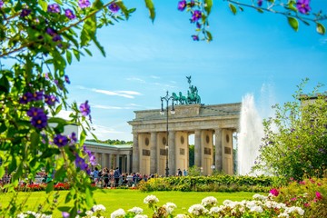 Fototapeta premium Porte de Brandebourg, Brandenburg Gate, Brandenburger Tor, Berlin, Germany