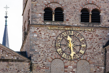 Trierer Dom - Die älteste Bischofskirche Deutschlands