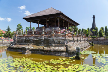 Kertha Gosa Pavilion in Klungkung Palace,   Semarapura
