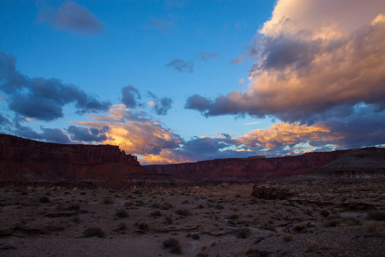 Utah-Canyonlands National Park-Island in the Sky District-White Rim Road. This image was captured at sunrise on the Green River.