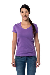 Obraz premium Casual pose of happy young woman