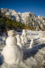 Pierwszy śnieg w Tatrach w Dolinie Pięciu Stawów Polskich