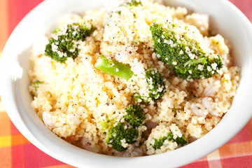 Couscous with broccoli
