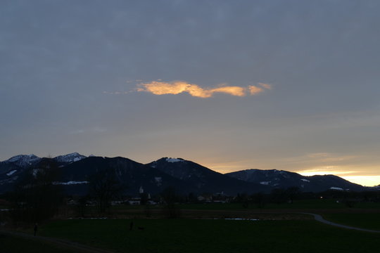 Sonnenuntergang in den Bergen