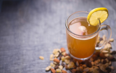 green tea with lemon and nuts