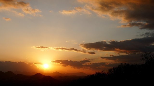 夕日、夕焼け空のタイムラプス