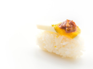 egg with shrimp paste sauce sushi
