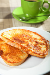 French toast with jam