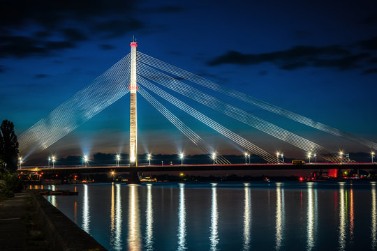 Suspension bridge in Riga at night © Valerie2000