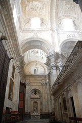 Fototapeta na wymiar Interior view of Cadiz Cathedral.