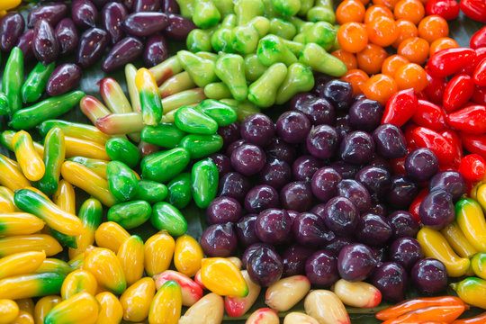 Deletable imitation fruits ,Thai dessert made from stirred bean.