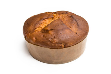Panettone intero su fondo bianco