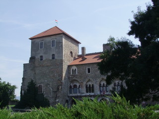 Fototapeta na wymiar Burg von Tata