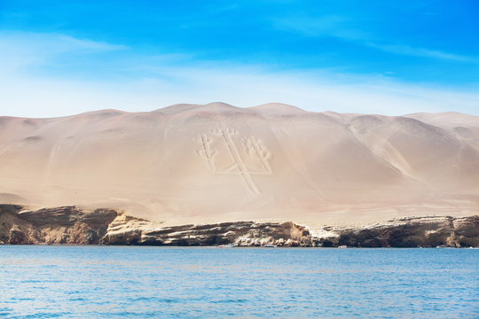 El Candelabro, Ballestas Islands, Peru, South America