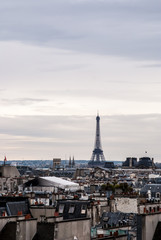 Fototapeta na wymiar フランス・パリの街並み・エッフェル塔