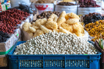 Spices on the market.