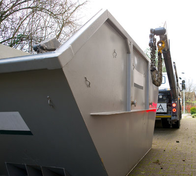 Container