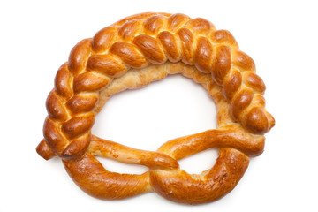 Neujahrsbrezel mit Zopfmuster