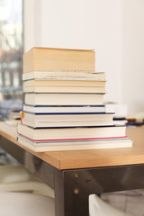 Bücherstapel