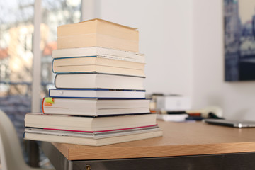 Bücherstapel