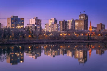Fotobehang De skyline van Saskatoon © rjamphoto