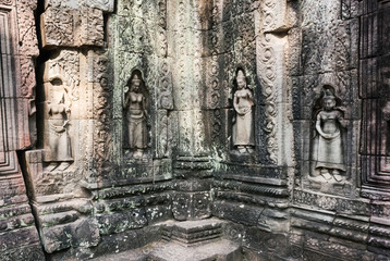 Siem Reap temple art