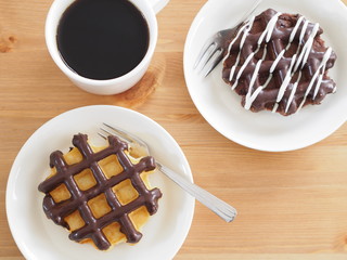 ワッフルとコーヒー
