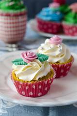  Cupcakes decorated