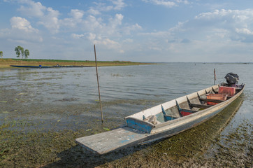 Obraz premium Fishing boats of the locals,Fishing boats moored at the river's