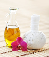 Spa aromatherapy composition with fragrant oil, orchid and ball
