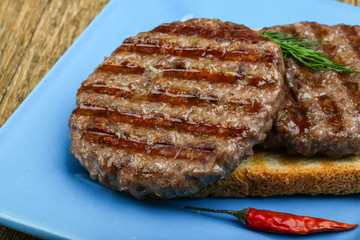 Grilled burger cutlet