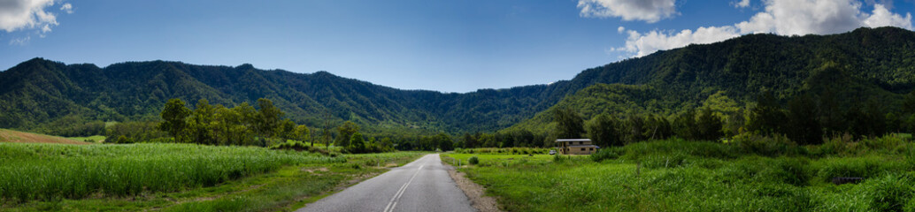Fototapeta na wymiar Valley Panorama