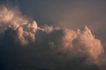 Sky before the thunderstorm