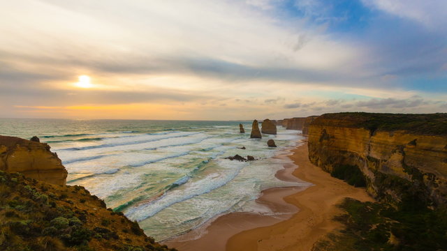 4k timelapse video of Twelve Apostles in Australia at sunset
